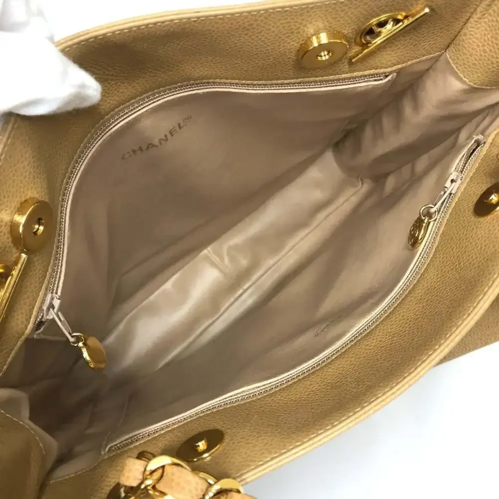 CHANEL Cream Shoulder Bag